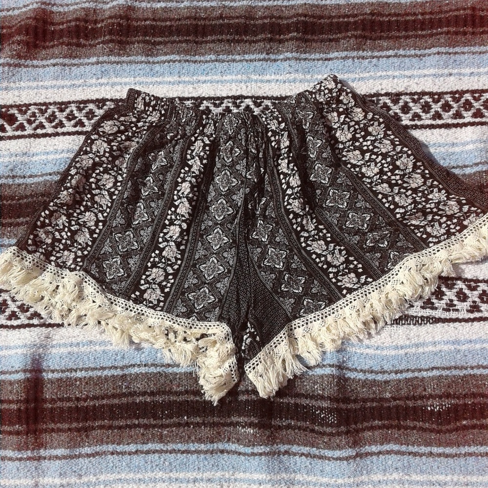 Black and White Patterned Fringe Shorts